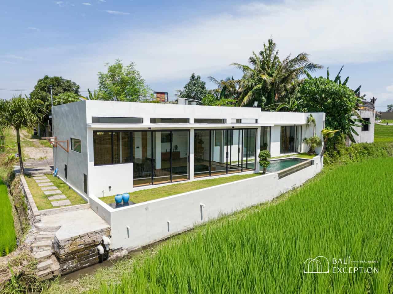 RICE FIELD VIEW 2 BEDROOM VILLA FOR SALE LEASEHOLD IN KABA-KABA BE-1886 